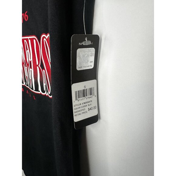 Tampa Bay Buccaneers T Shirt New Mens Small Black Classic Print $40 MSRP - Picture 2 of 3